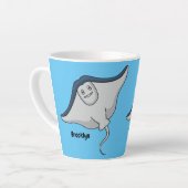 Tasse Latte Illustration d'une caricature de poisson stingray (Angle gauche)