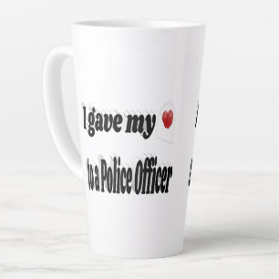 Tasse Latte J'ai donné mon coeur à un policier