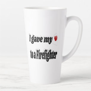 Tasse Latte J'ai donné mon coeur à un pompier texte noir
