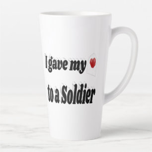 Tasse Latte J'ai donné mon coeur à un soldat en noir texte