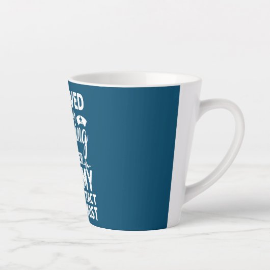 Tasse Latte J'Ai Survécu À Ma Carrière En Infirmière Infirmièr (Droite)