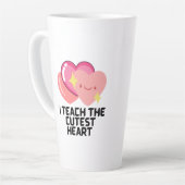 Tasse Latte J'enseigne les coeurs les plus mignons (Angle gauche)