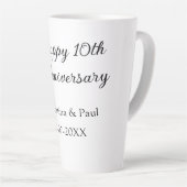 Tasse Latte Joyeux 10e anniversaire simple nom de mariage mini (Angle droit)