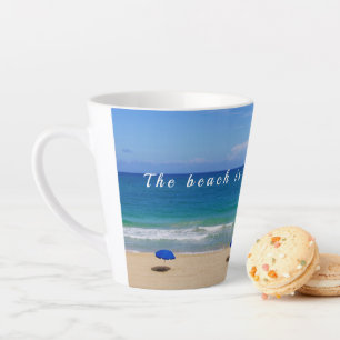 Tasse Latte Joyeux à la plage / Mer et latte de sable