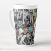Tasse Latte Joyeux Go Round Carousel Photography (Angle gauche)