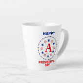 Tasse Latte Joyeux jour du Président sur mesure monogramme caf (Angle droit)
