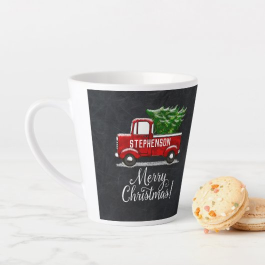 Tasse Latte Joyeux Noël à la poubelle rouge personnalisée (En situation)