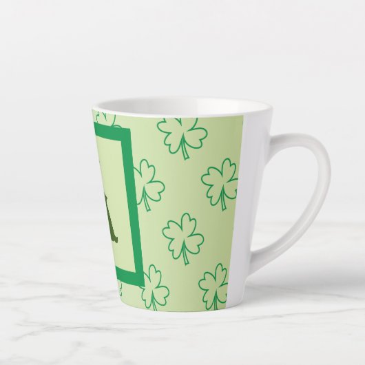 Tasse Latte Joyeux shamrock de trèfle St Patrick (Droite)