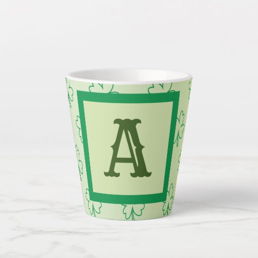 Tasse Latte Joyeux shamrock de trèfle St Patrick (Devant)