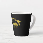 Tasse Latte La foi sur la peur de l'or et du noir (Angle droit)