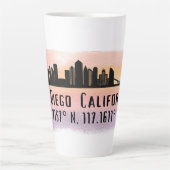 Tasse Latte Latitude et longitude de San Diego City Skyline (Devant)