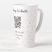 Tasse Latte Le site web mariage scanner code QR pour les détai (Angle droit)