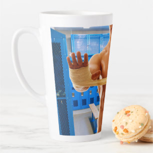 Tasse Latte Le SlipperyJoe's torse nu homme musclé abs poitrin