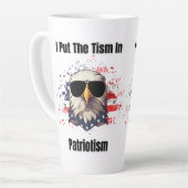 Tasse Latte Le Tisme Dans Le Patriotisme (Angle gauche)
