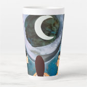 Tasse Latte Les femmes regardent l'oeuvre d'art de la lune (Devant)