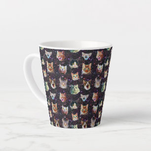 Tasse Latte Les têtes de chats dans l'espace extra-atmosphériq