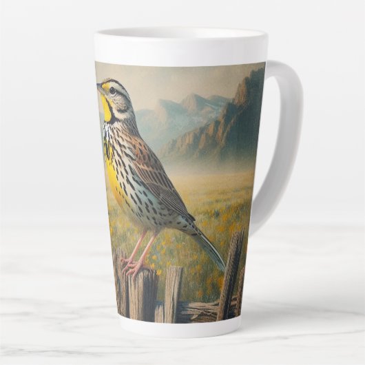 Tasse Latte L'est de la larve de Madowlark perchée sur une clô (Angle droit)