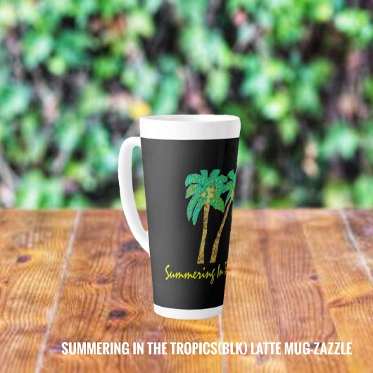 Tasse Latte L'Ésumer Dans Les Tropiques