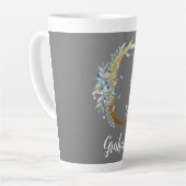 Tasse Latte Lettre or florale G sur gris (Angle gauche)
