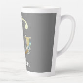 Tasse Latte Lettre or florale G sur gris (Droite)