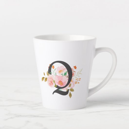 Tasse Latte Lettre Q (Droite)