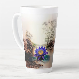 Tasse Latte Lotus bleu émergeant des eaux boueuses (Vietnamien