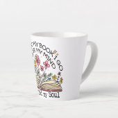 Tasse Latte Louveur de livres floraux (Angle droit)