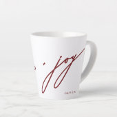 Tasse Latte Love and Joy Script Nom rouge Noël (Angle droit)