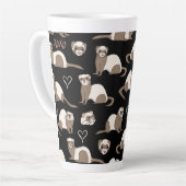 Tasse Latte Love Ferrets - Noir (Angle gauche)