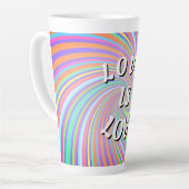 Tasse Latte Love Is Love Fierté  (Angle gauche)