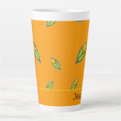 Tasse Latte maïs de nom personnalisé sur orange (Devant)
