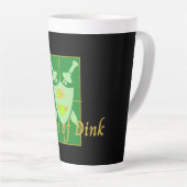 Tasse Latte Maison de Dink Pickleball Crest (Angle droit)