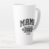 Tasse Latte Mama Est 2025 (Angle droit)