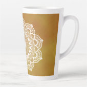 Tasse Latte Mandala blanc sur fond doré (Droite)