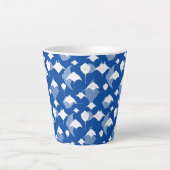 Tasse Latte Manta Rays et Stingrays Motif sur Ocean Blue (Devant)