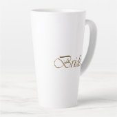 Tasse Latte Mariée, écriture or élégant chic blanc (Angle droit)