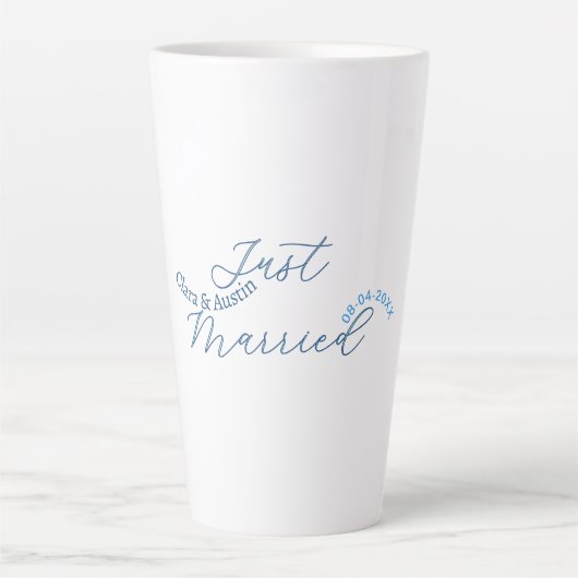 Tasse Latte Mariés design nom couple date année simulation de (Devant)
