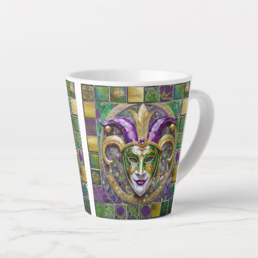 Tasse Latte Masque Mardi Gras Jester Vert Or (Angle droit)