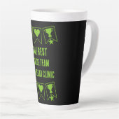 Tasse Latte Meilleure équipe d'infirmières (Angle droit)