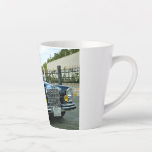 Tasse Latte Mercedes-Benz est une marque automobile de luxe al