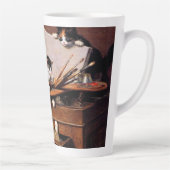 Tasse Latte Mère Chat et chatons sur table (Droite)