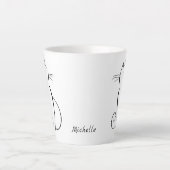 Tasse Latte Mini chat noir sur blanc nom d'ajout (Devant)