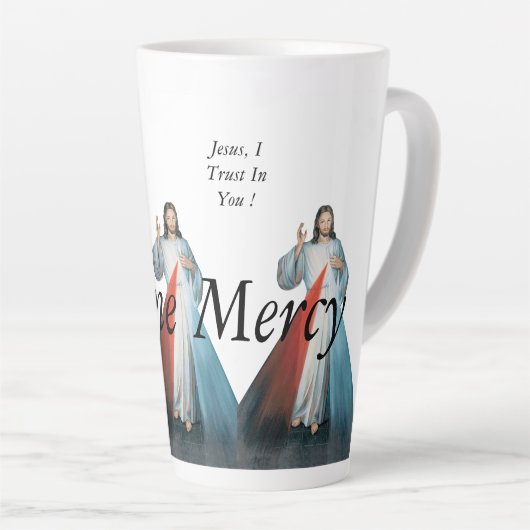 Tasse Latte Miséricorde divine (Angle droit)