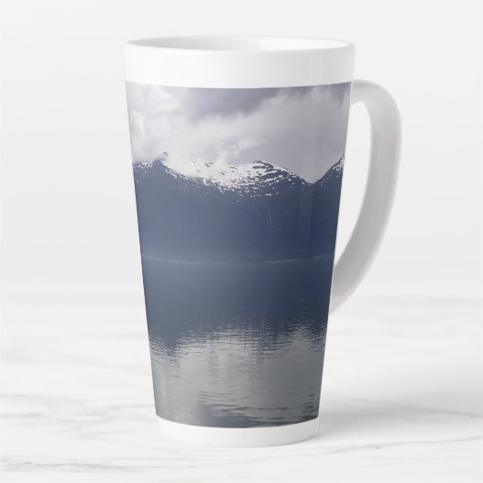 Tasse Latte Misty Alaskan Sea dans les tons bleu (Angle droit)