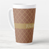 Tasse Latte Mocha Gold Quatrefoil Personnalisé (Angle gauche)