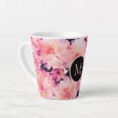 Tasse Latte monogramme Abstrait d'aquarelle rose (Angle gauche)