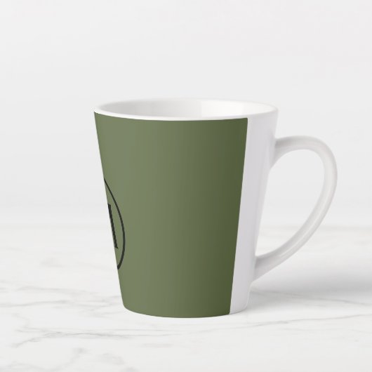Tasse Latte Monogramme classique minimal vert olive (Droite)