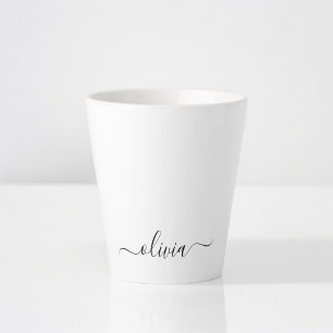 Tasse Latte Monogramme de nom de fille de script moderne noir 