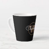 Tasse Latte Monogramme Or Élégant Script de fille Noir (Angle gauche)
