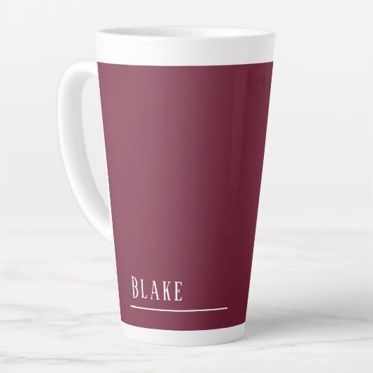 Tasse Latte monogramme personnalisé, bordeaux moderne (Angle gauche)
